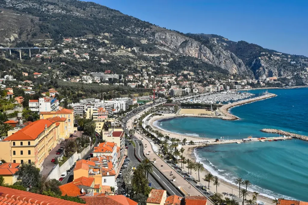 La magnifique ville de Menton sur la Côte d'Azur